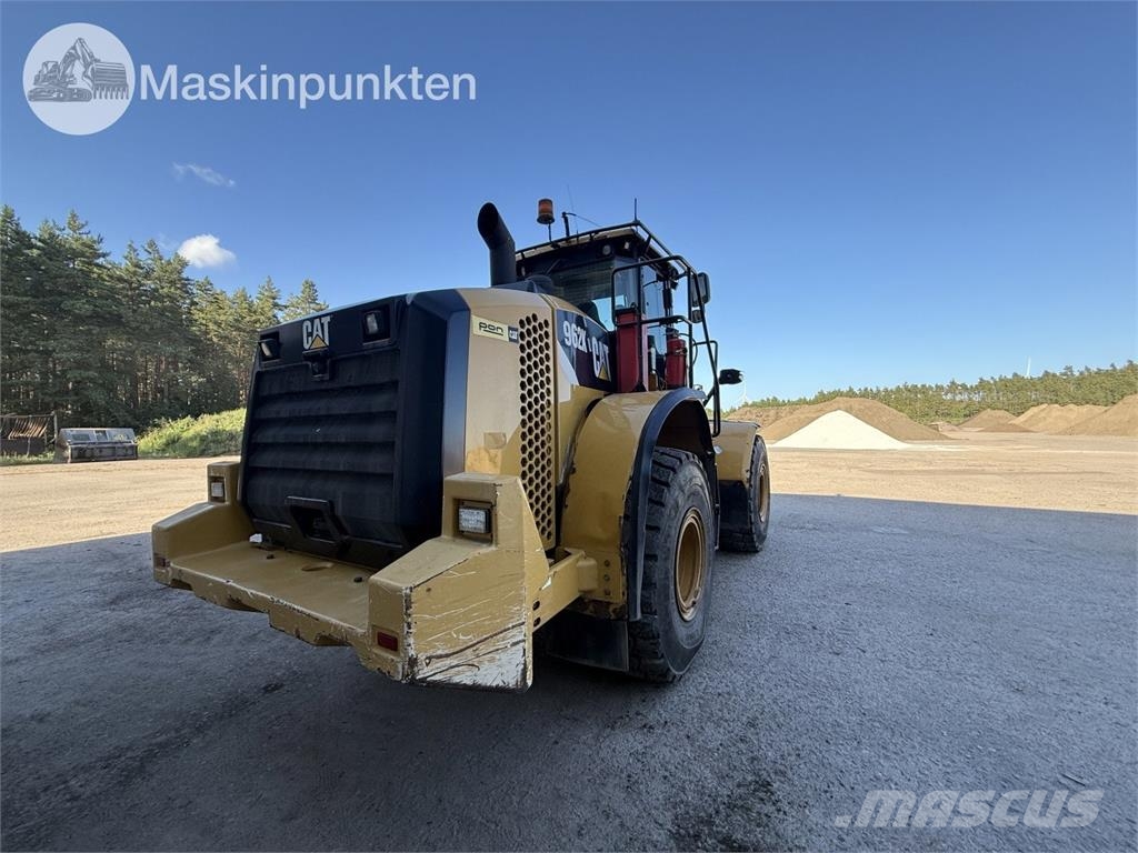 CAT 962K Buldozer sobre ruedas