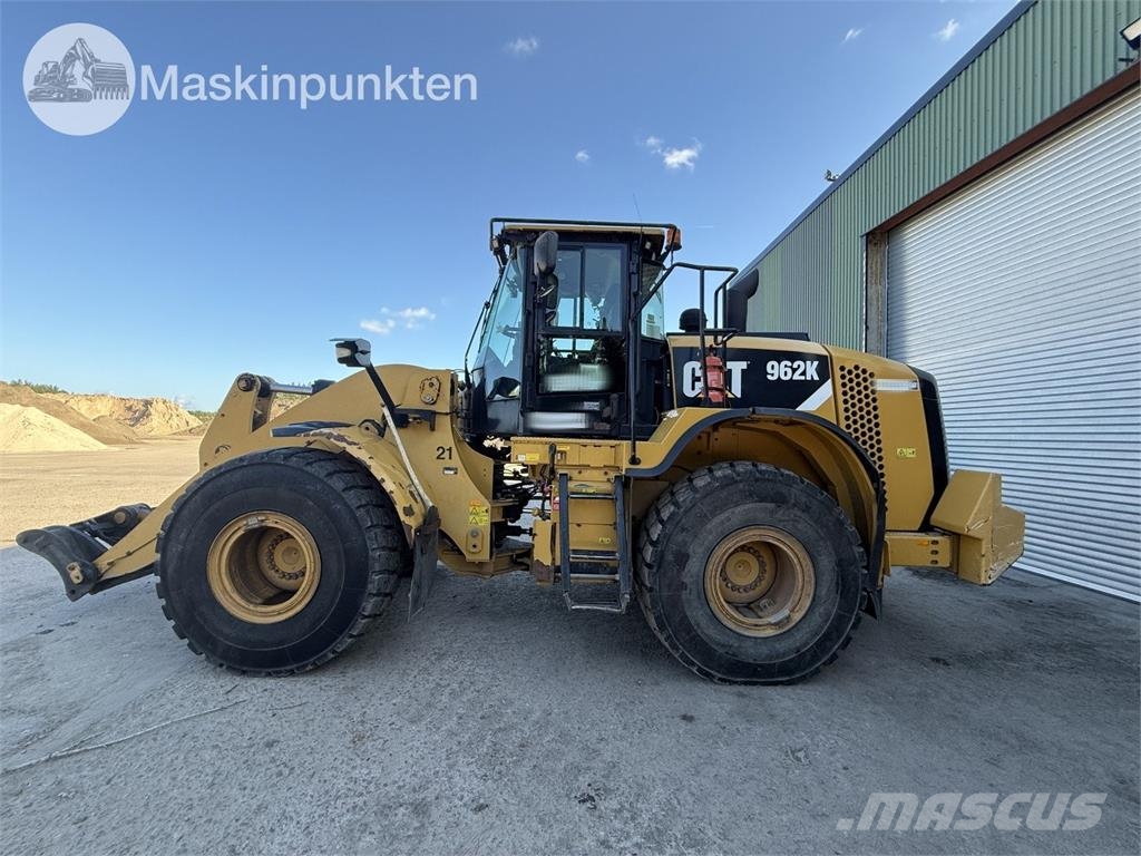 CAT 962K Buldozer sobre ruedas