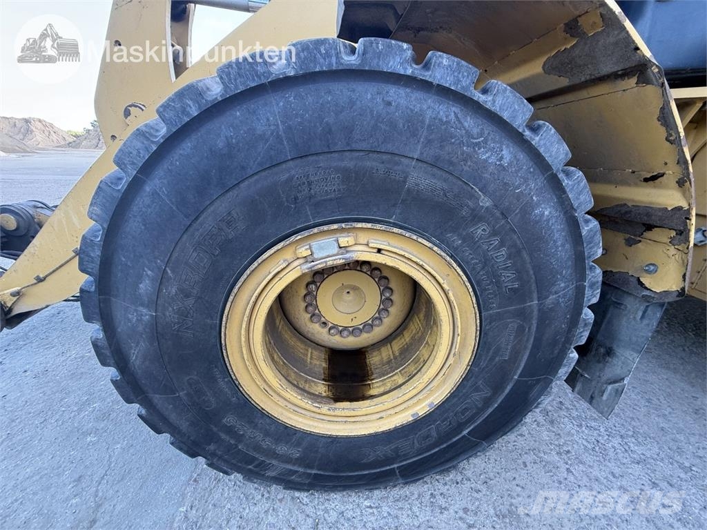 CAT 962K Buldozer sobre ruedas