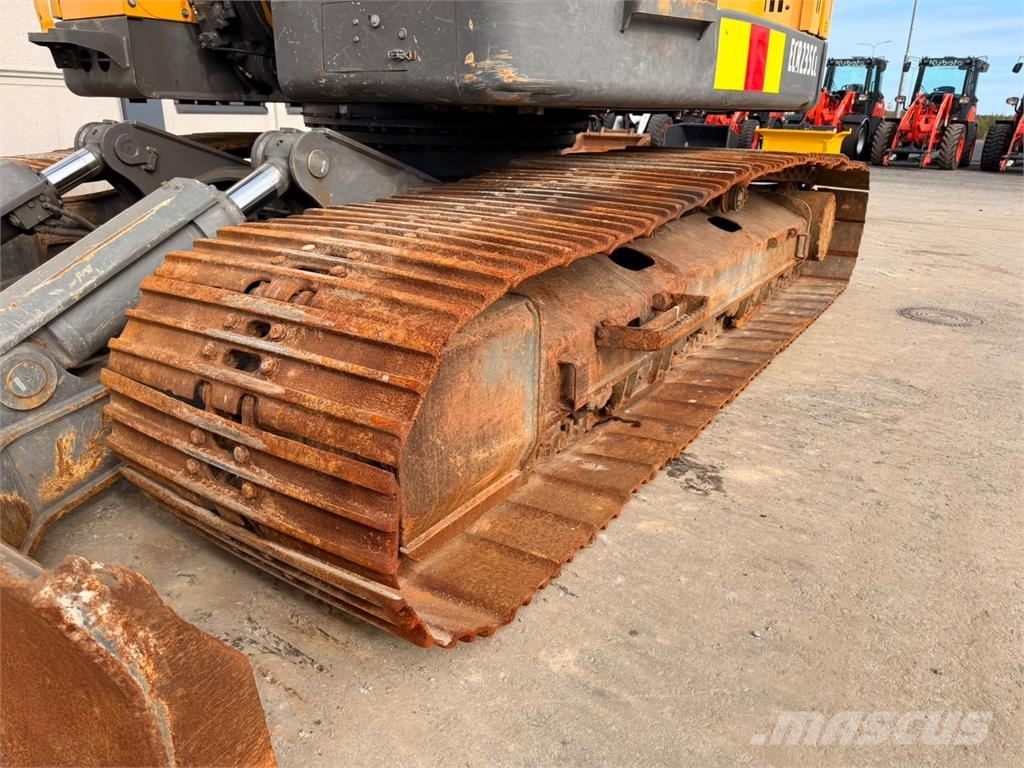 Volvo ECR235CL Bageri guseničari