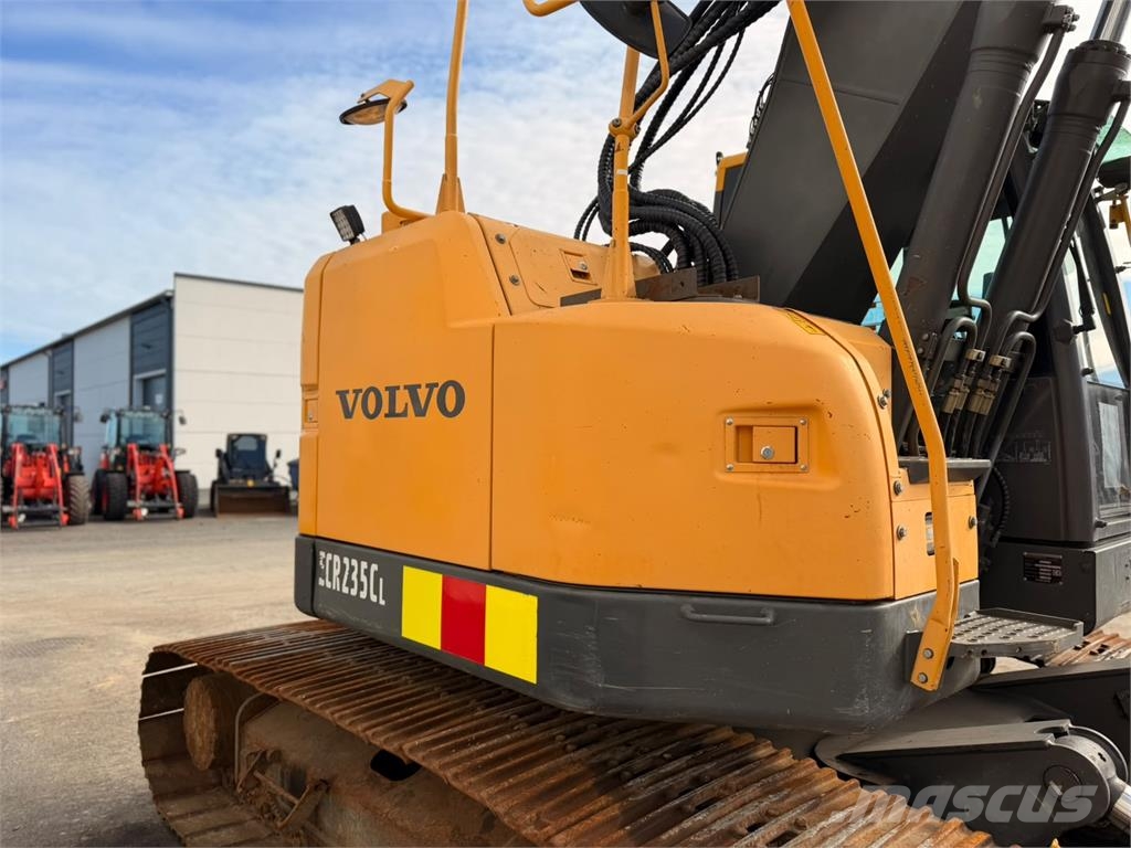 Volvo ECR235CL Bageri guseničari