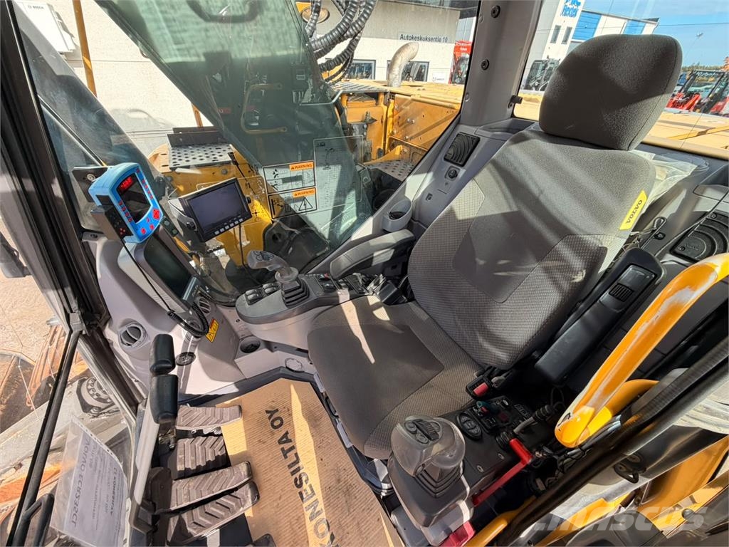 Volvo ECR235CL Bageri guseničari