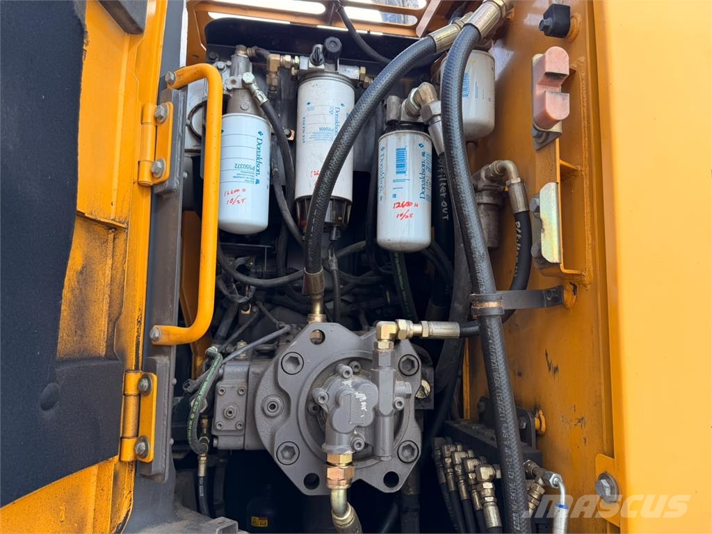 Volvo ECR235CL Bageri guseničari