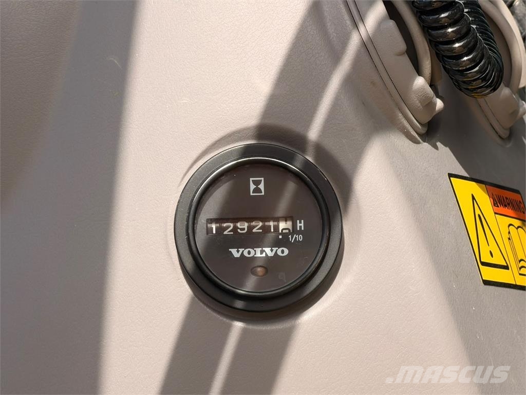 Volvo ECR235CL Bageri guseničari