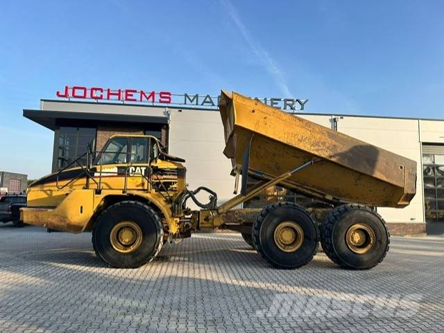 CAT 740 Zglobni demperji