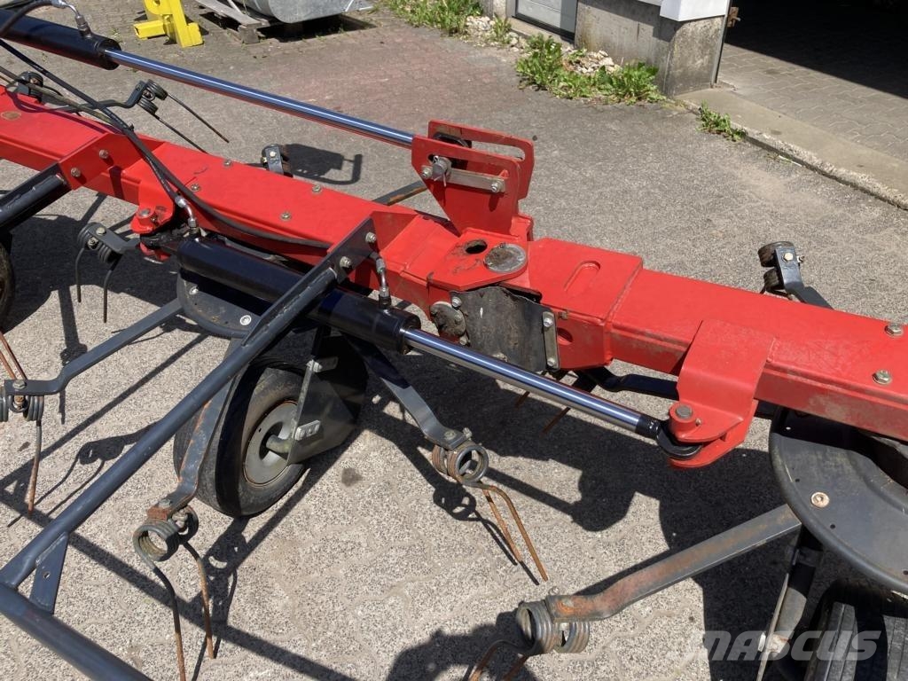 Vicon FANEX 1103 C 耙與翻草機
