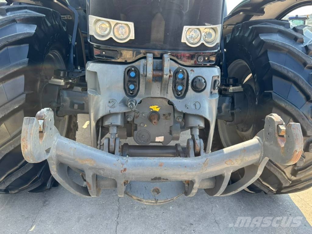 Massey Ferguson 8730 DynaVT Black edition Traktorer