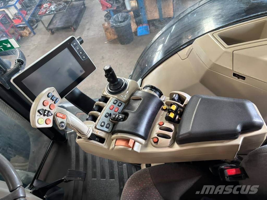 Massey Ferguson 8730 DynaVT Black edition Traktorer