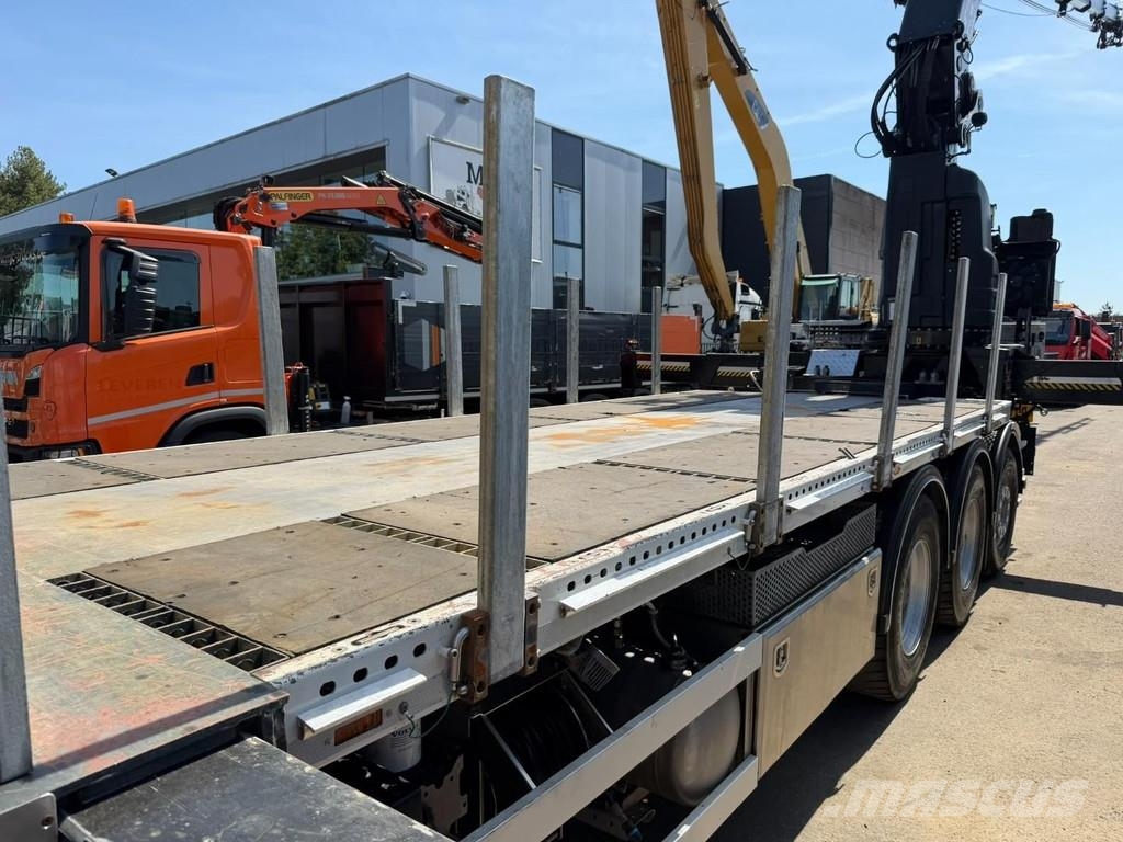 Volvo FH 420 8x4 PRITSCHE + (31m!) KRAN HIAB 858 E-7 + J Lastbil med lad/Flatbed