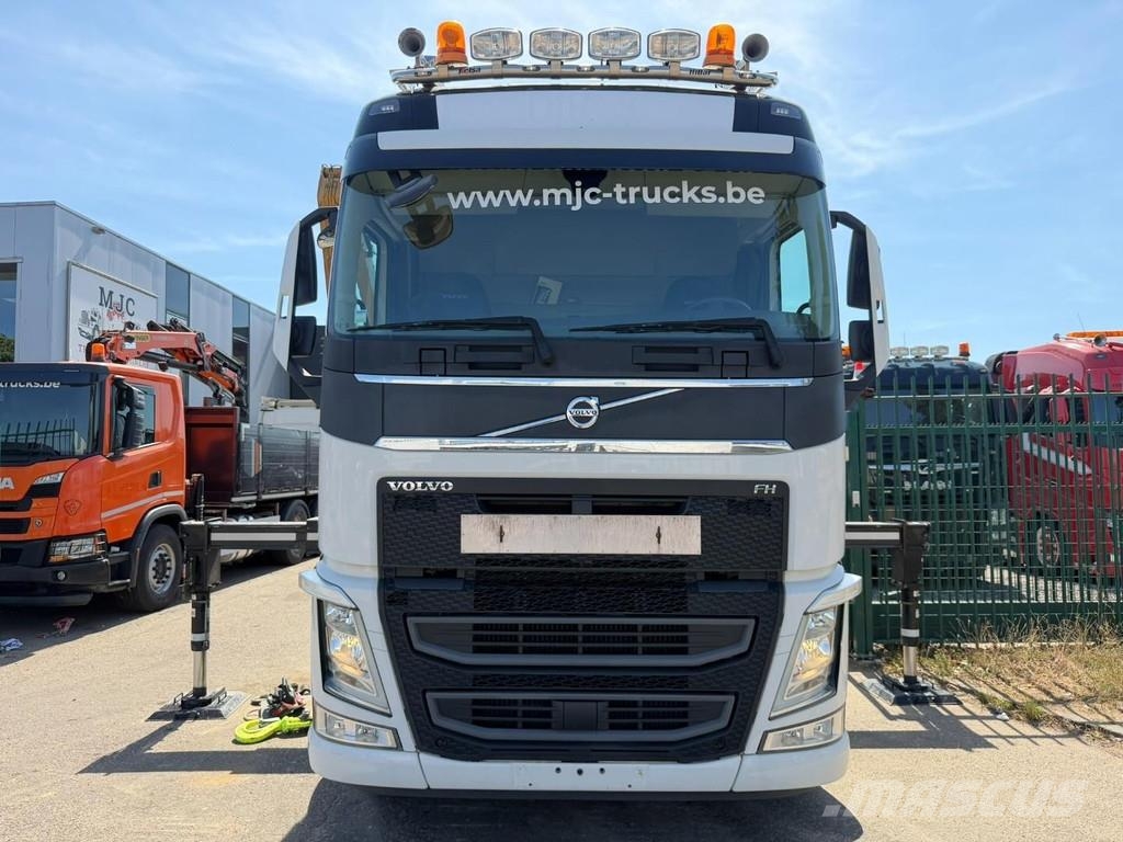 Volvo FH 420 8x4 PRITSCHE + (31m!) KRAN HIAB 858 E-7 + J Lastbil med lad/Flatbed