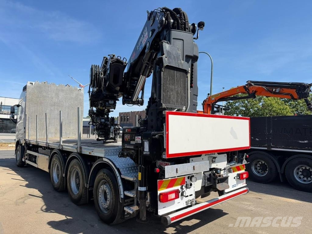 Volvo FH 420 8x4 PRITSCHE + (31m!) KRAN HIAB 858 E-7 + J Lastbil med lad/Flatbed