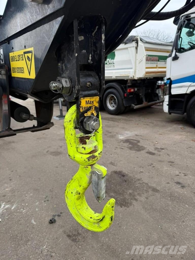Volvo FH 420 8x4 PRITSCHE + (31m!) KRAN HIAB 858 E-7 + J Lastbil med lad/Flatbed