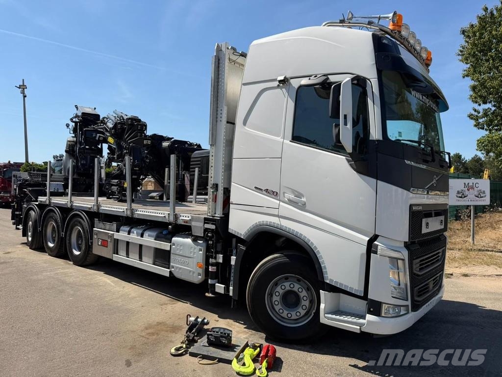 Volvo FH 420 8x4 PRITSCHE + (31m!) KRAN HIAB 858 E-7 + J Lastbil med lad/Flatbed