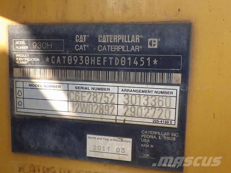 CAT CAT930H لوادر بعجل
