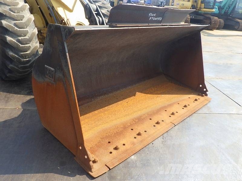 CAT CAT930H لوادر بعجل
