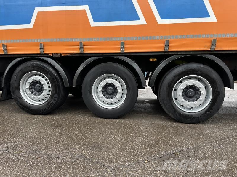 Schwarzmüller 3-Achs Tautliner 3-Achs Tautliner Schiebeplane Eds Tents puspiekabes