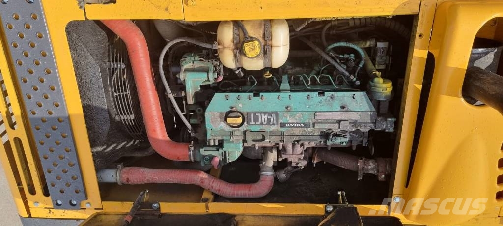 Volvo EC 210 C Верижен екскаватор