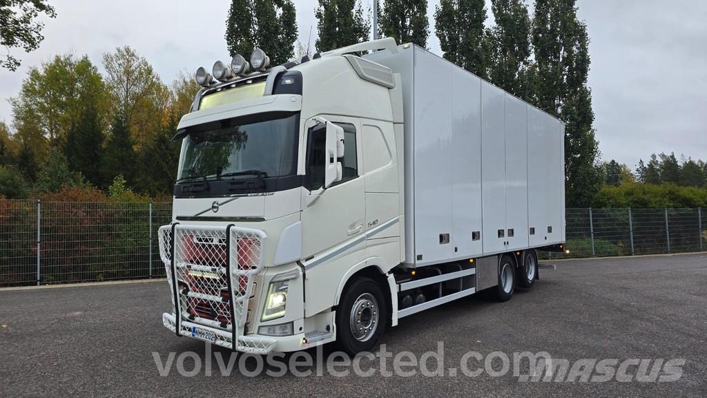 Volvo FH 厢式货车