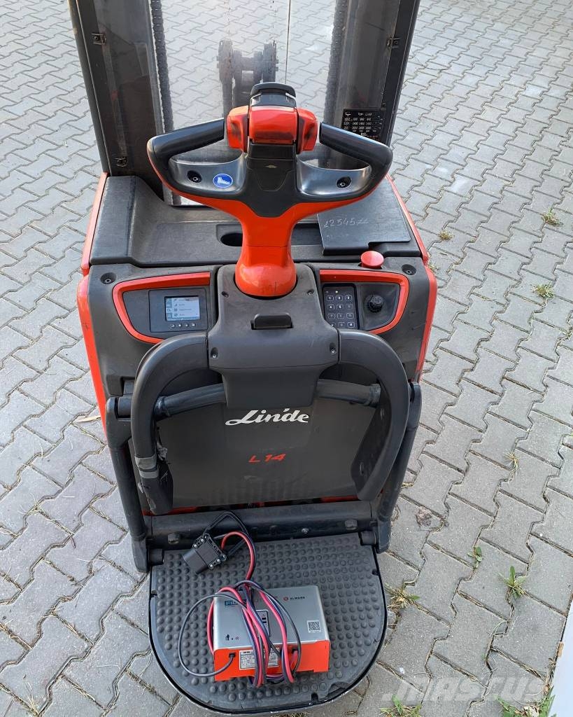 Linde L 14 AP Platform stackers