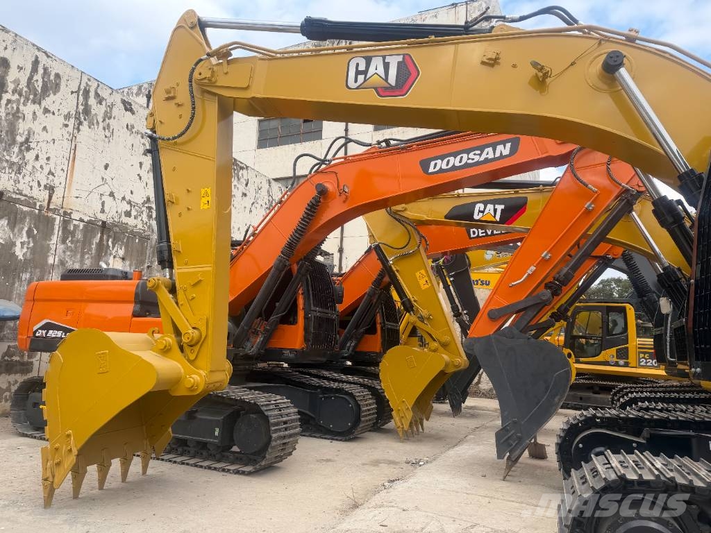 CAT 323 28th Anniversary Promotion Price Amfibiska grävmaskiner