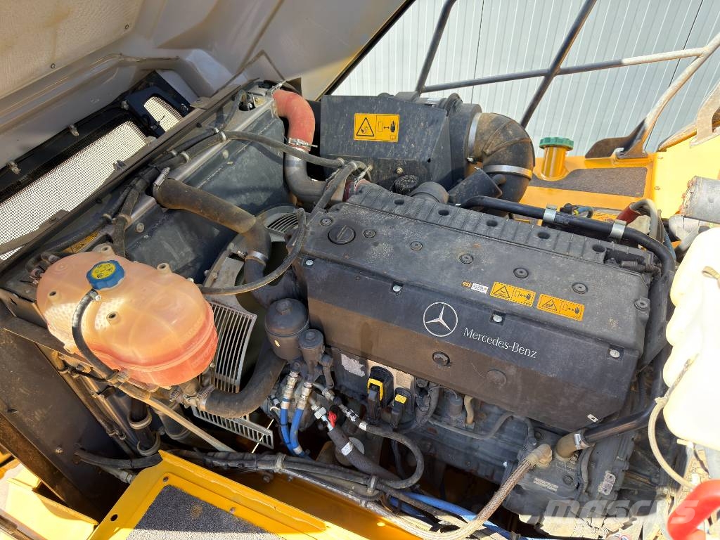 Bell B25E | 2100 hours Tombereau articulé