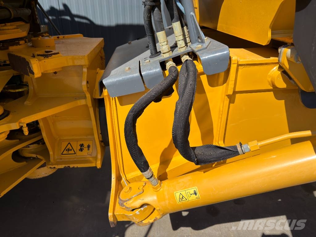 Bell B25E | 2100 hours Tombereau articulé