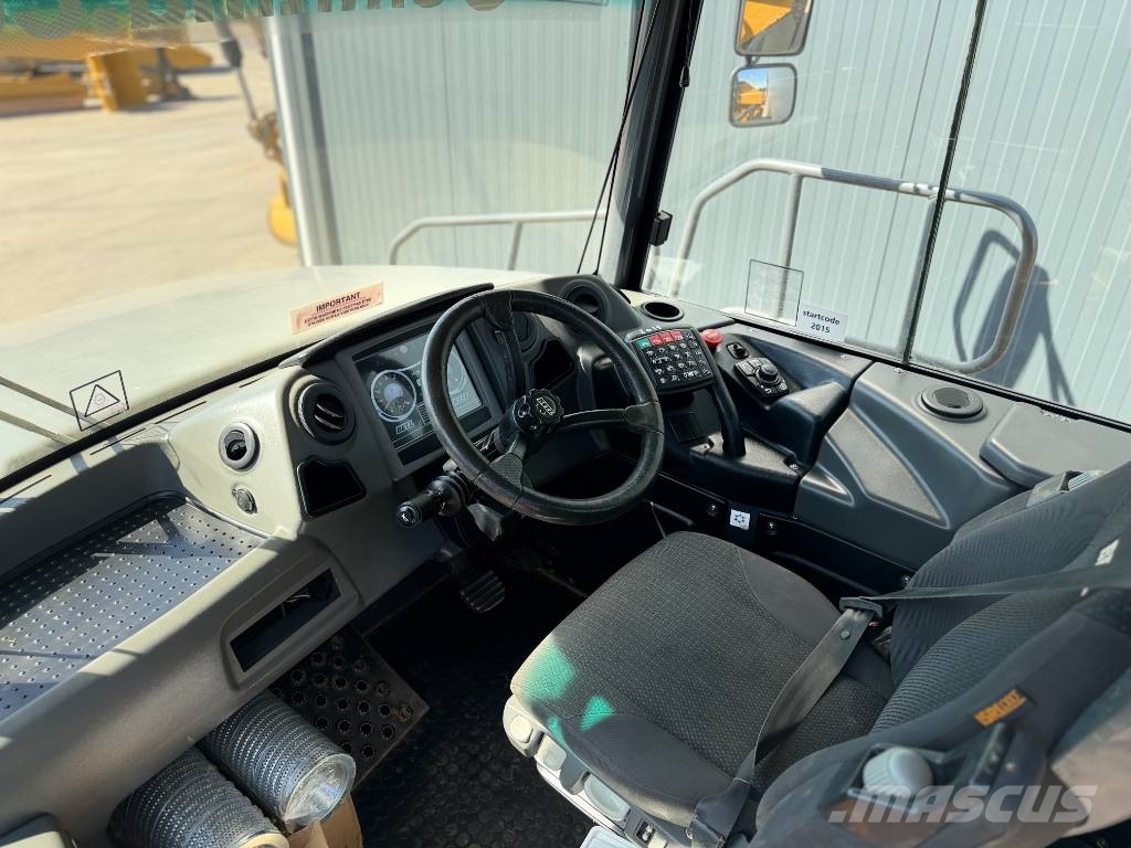Bell B25E | 2100 hours Tombereau articulé