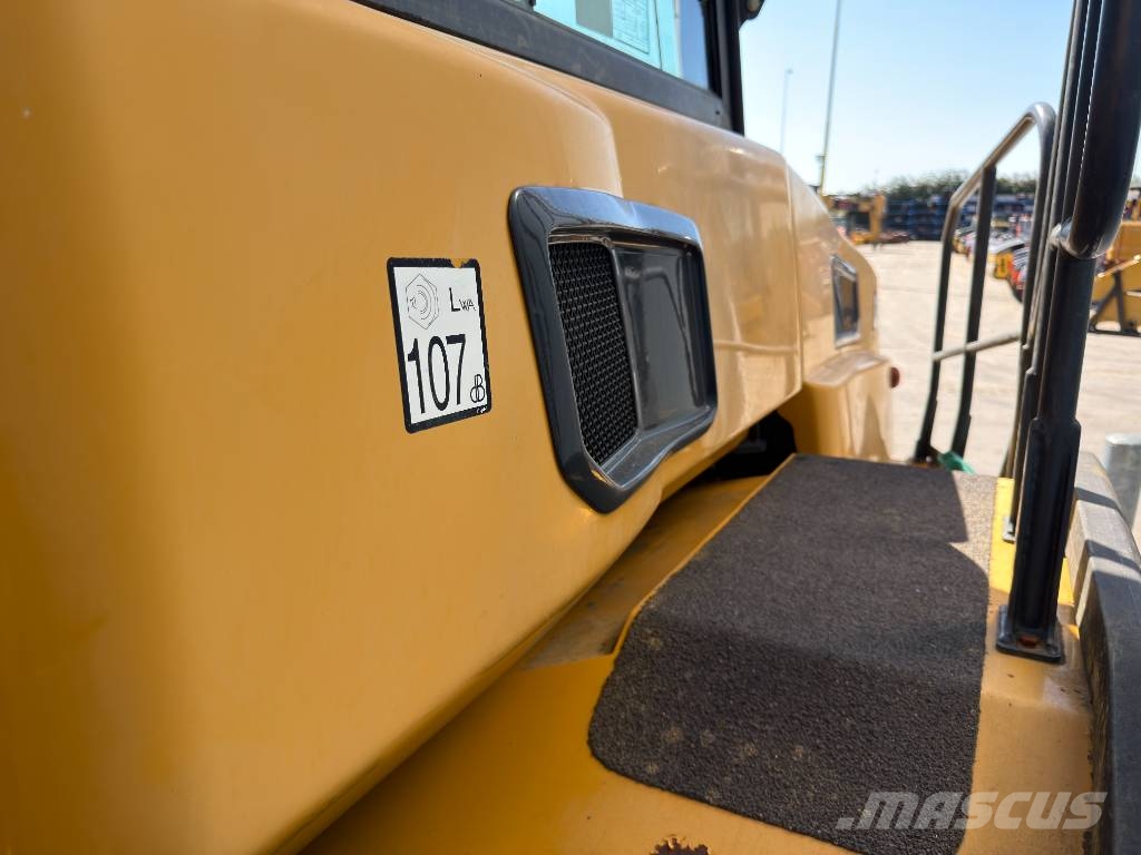 Bell B25E | 2100 hours Tombereau articulé