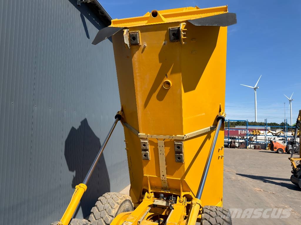Bell B25E | 2100 hours Tombereau articulé