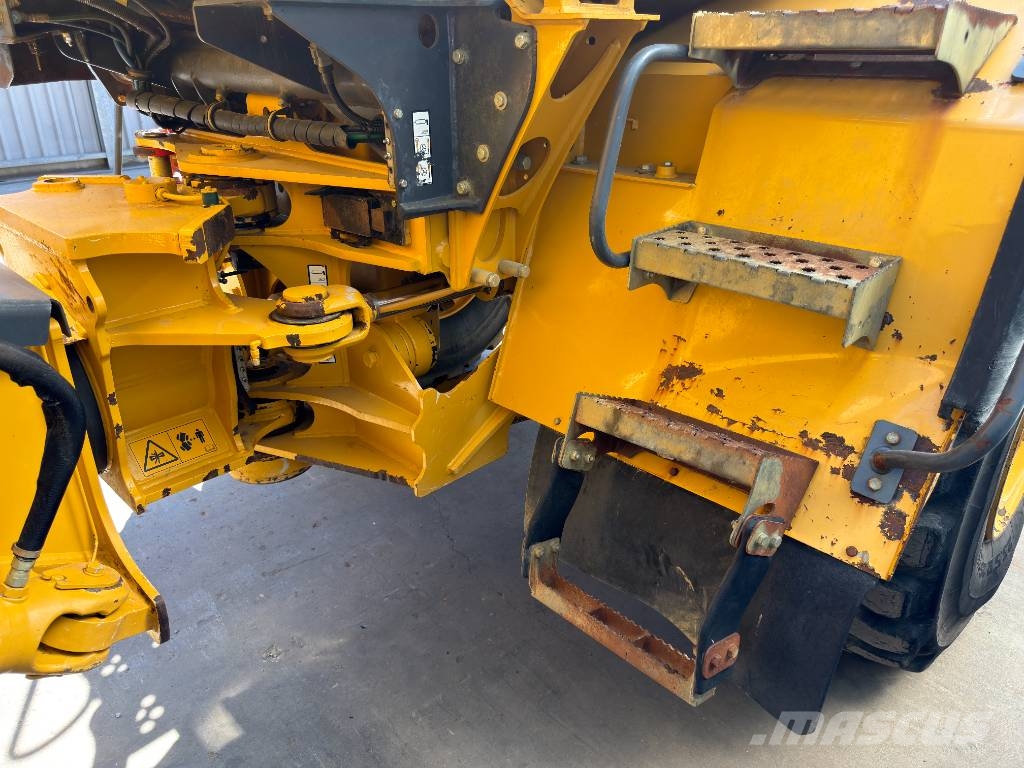 Bell B25E | 2100 hours Tombereau articulé
