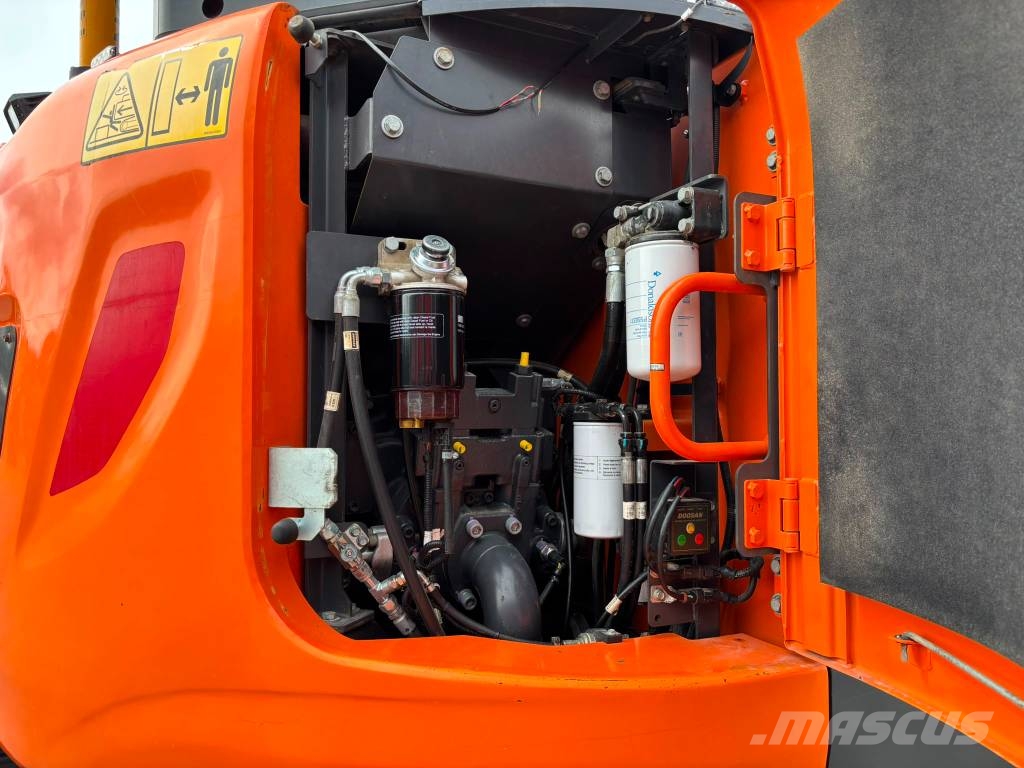 Doosan DX 235 LCR-5 / 3D, Engcon, Rasvari, 3 kauhaa Escavadoras de rastos