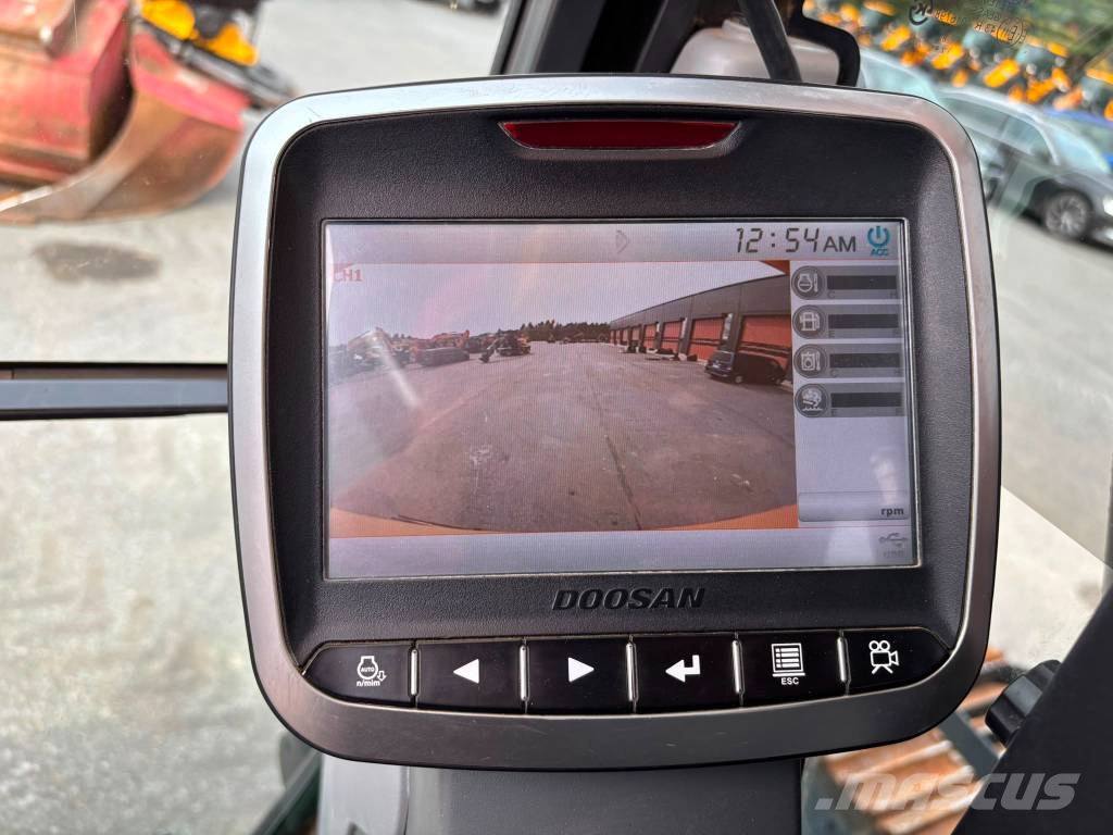 Doosan DX 235 LCR-5 / 3D, Engcon, Rasvari, 3 kauhaa Escavadoras de rastos