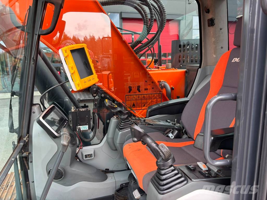 Doosan DX 235 LCR-5 / 3D, Engcon, Rasvari, 3 kauhaa Escavadoras de rastos