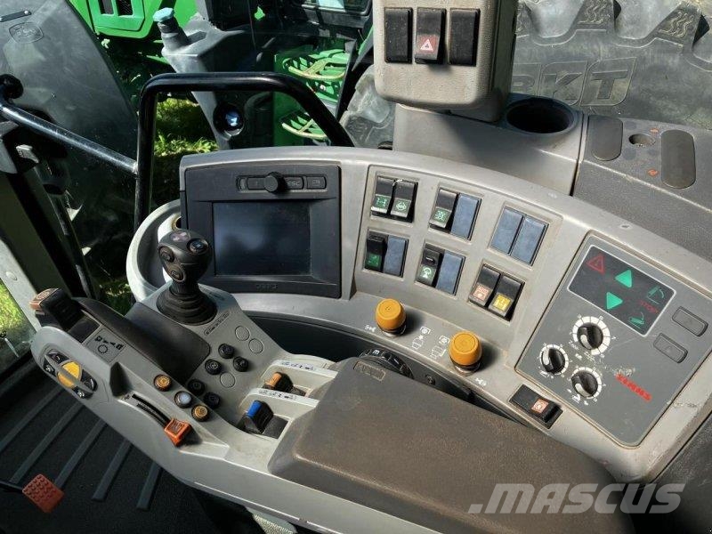 CLAAS Axion 850 트랙터