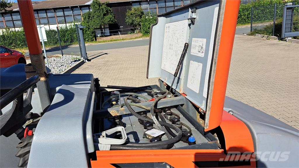 Nilfisk CR1200 2019' battery Lakaisuautot