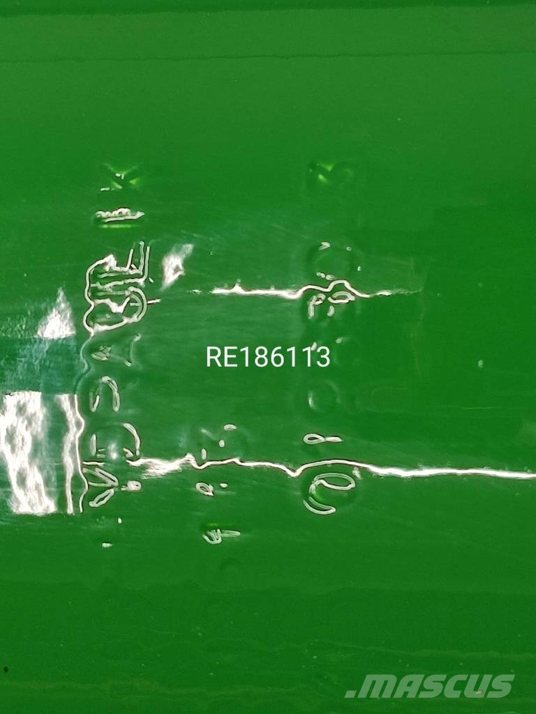 John Deere Hydraulic lift cylinder RE186113 John Deere 8285R Hydraulika