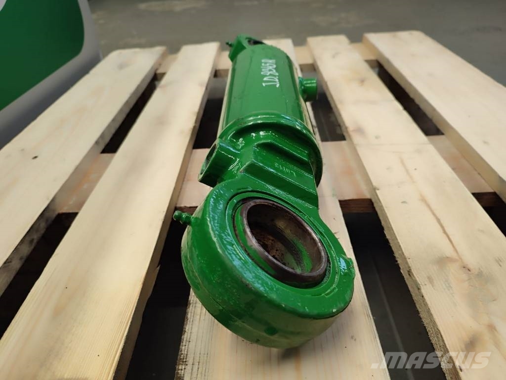 John Deere Hydraulic lift cylinder RE186113 John Deere 8285R Hydraulika