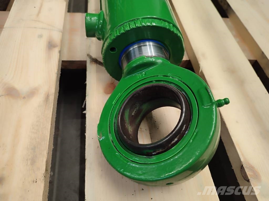 John Deere Hydraulic lift cylinder RE186113 John Deere 8285R Hydraulika