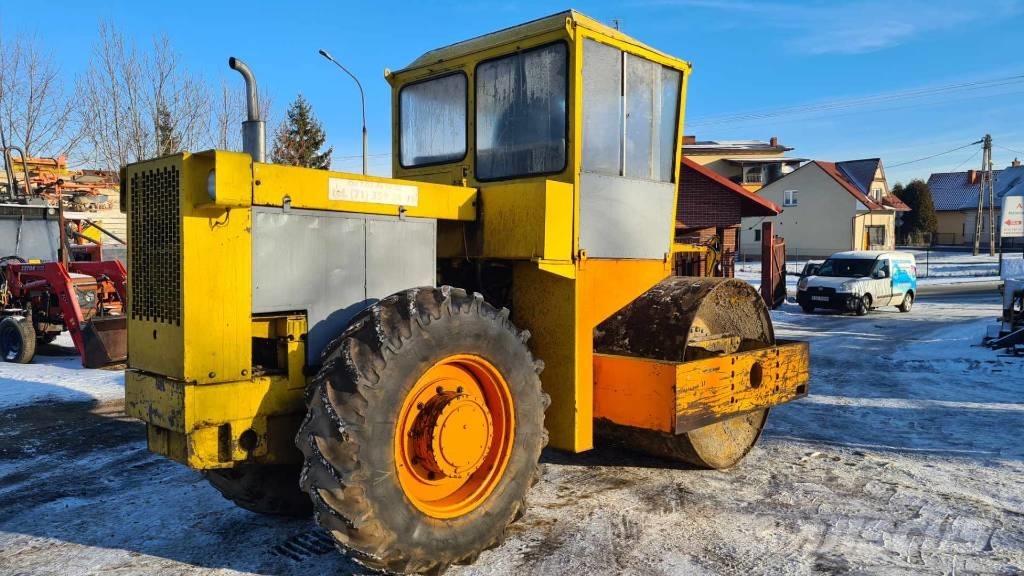 ZTS Stavostroj VV 100 walec wibracyjny Drugo