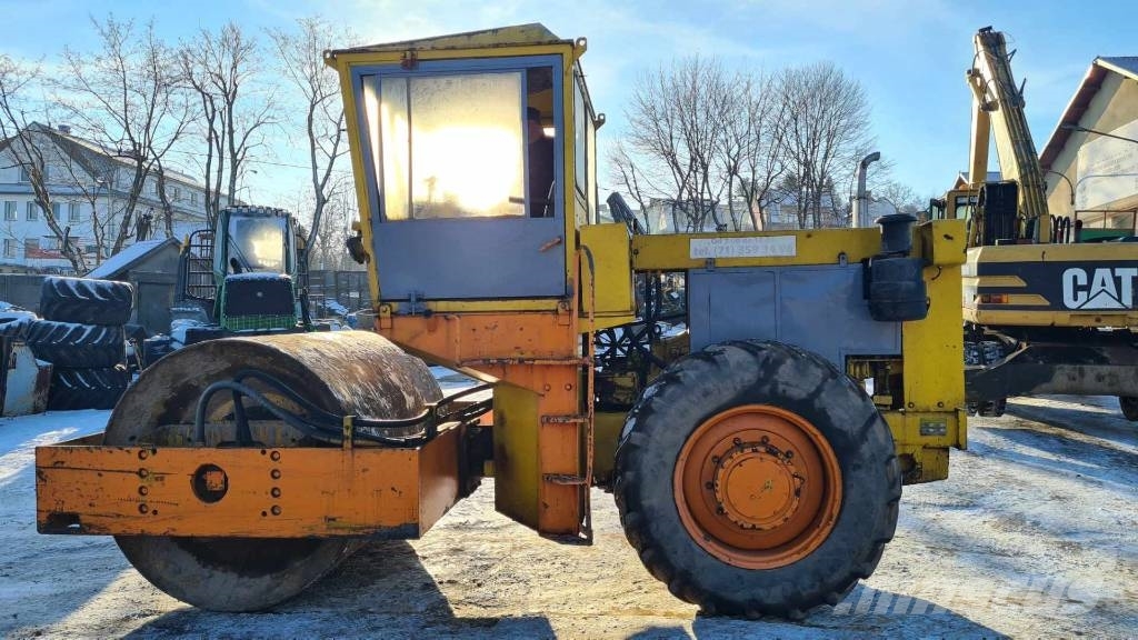 ZTS Stavostroj VV 100 walec wibracyjny Drugo
