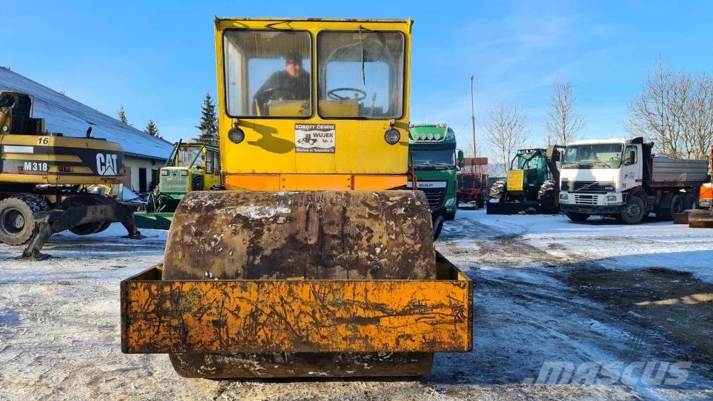 ZTS Stavostroj VV 100 walec wibracyjny Drugo