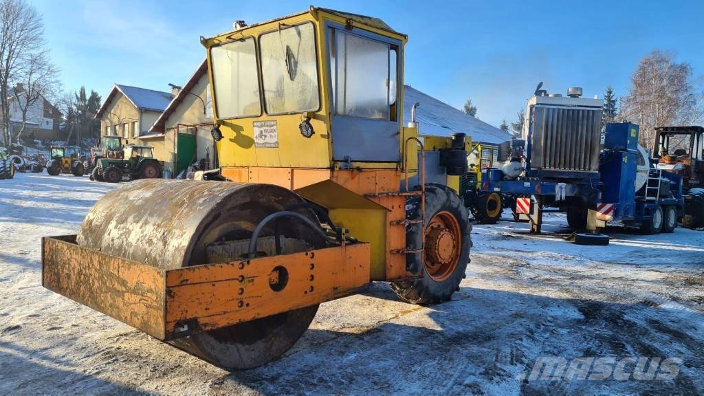ZTS Stavostroj VV 100 walec wibracyjny Drugo