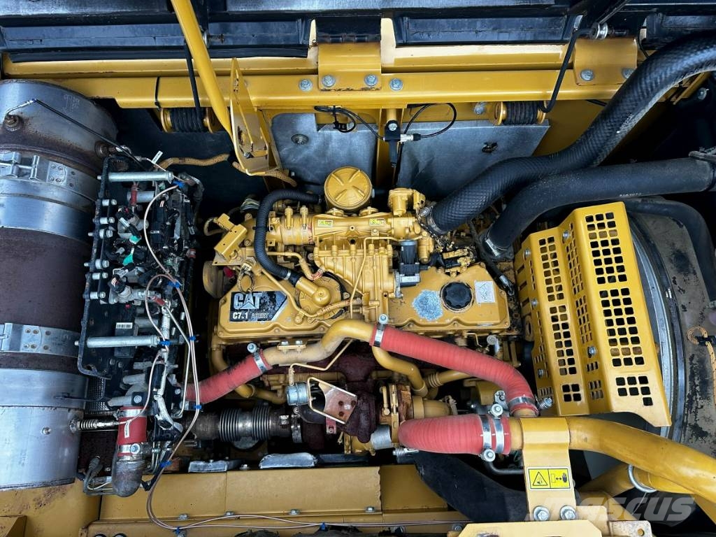CAT 324 E L Top Zustand German machine Bagri goseničarji