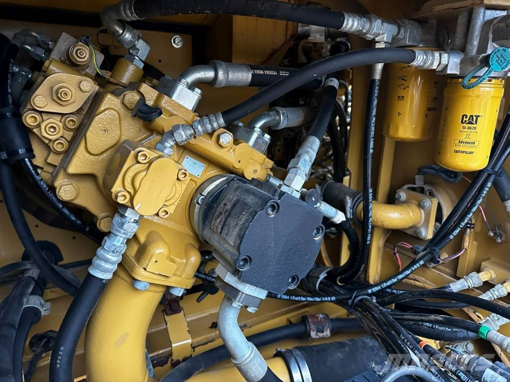 CAT 324 E L Top Zustand German machine Bagri goseničarji
