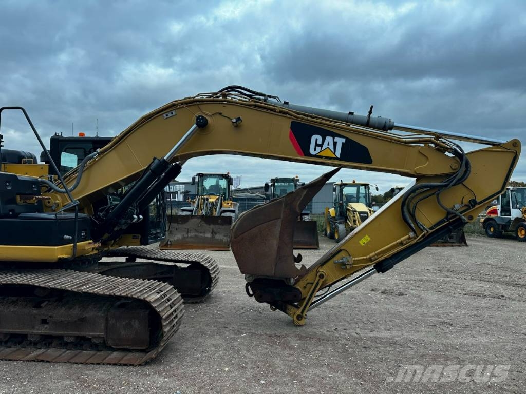 CAT 324 E L Top Zustand German machine Bagri goseničarji