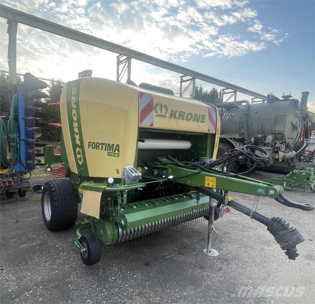 Krone Fortima 1250 MC Rundballenpressen