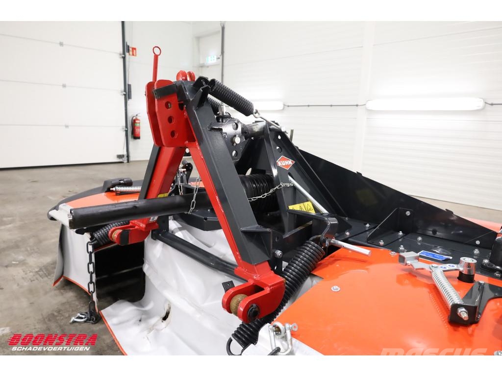 Kuhn PZ 300 F OSC Frontmaaier BY 2023 Mowers