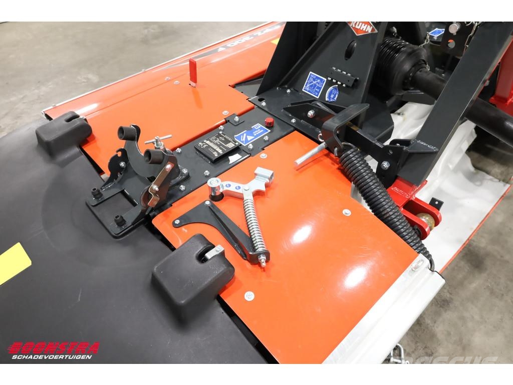 Kuhn PZ 300 F OSC Frontmaaier BY 2023 Mowers