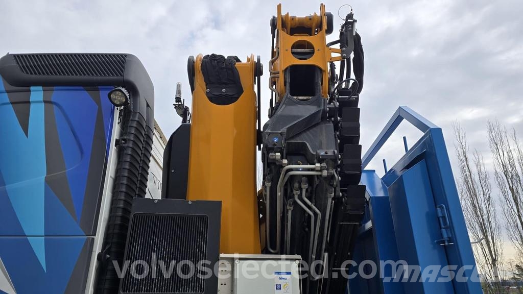 Volvo FH Truck mounted cranes