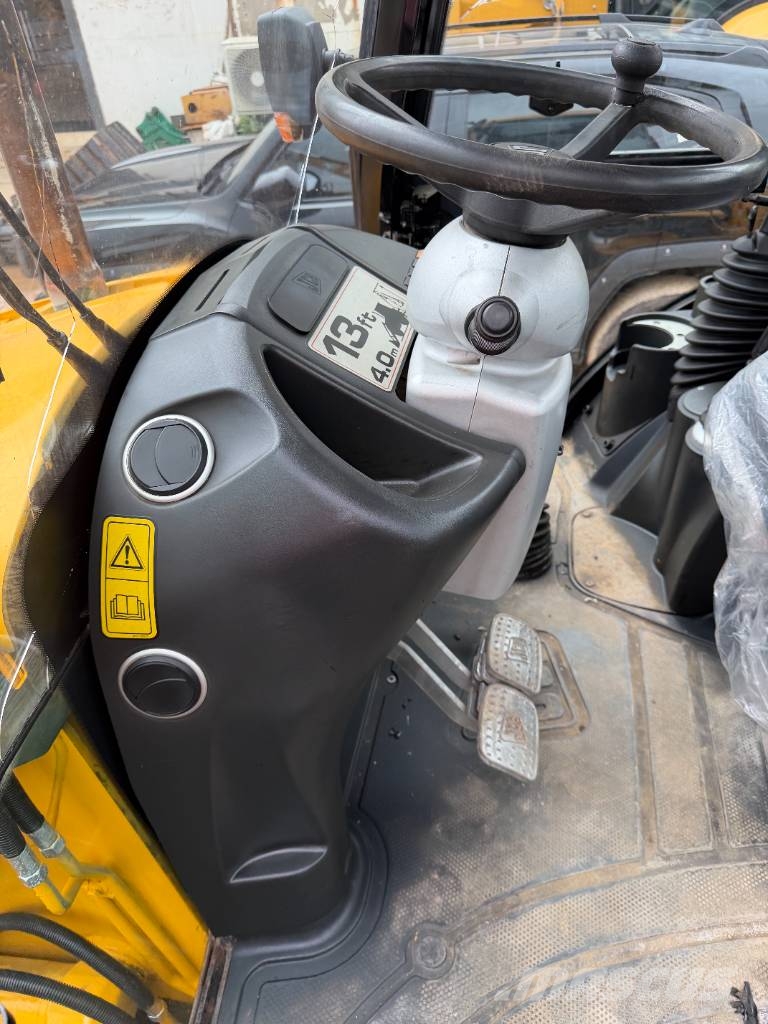 JCB 3 CX    Shanghai largest supplier 反鏟裝載機